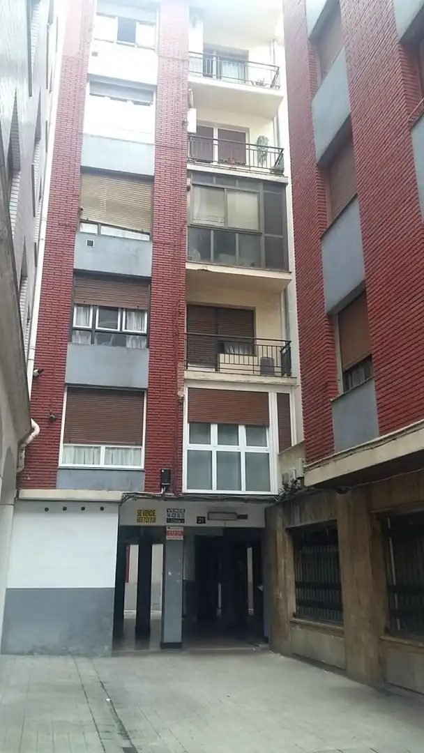 Vista exterior de Piso en venta en Basauri 