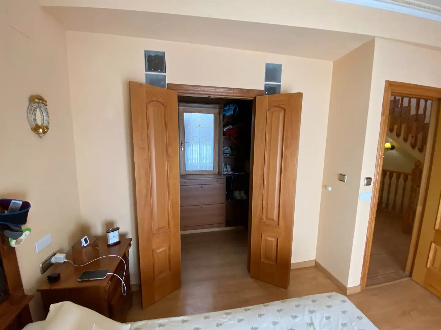 Schlafzimmer von Haus oder Chalet zum Verkauf in Sax mit Klimaanlage, Terrasse und Schwimmbad