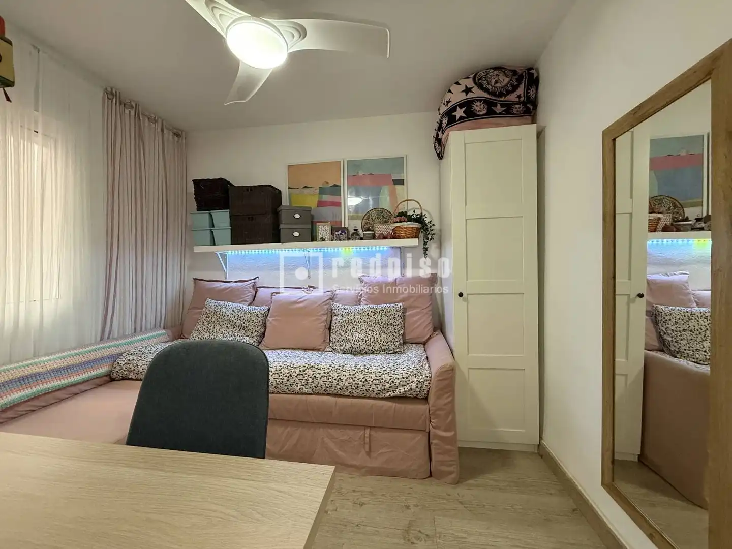 Bedroom of Flat for sale in Málaga