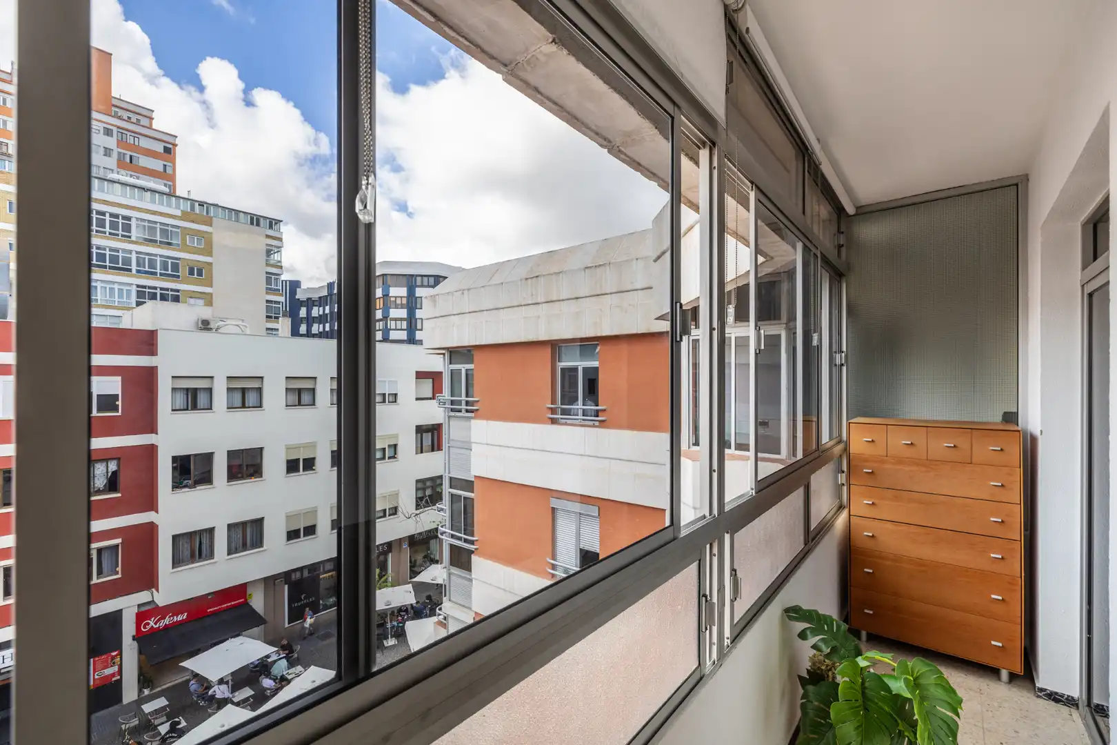 Terraza de Piso en venta en Las Palmas de Gran Canaria con Balcón