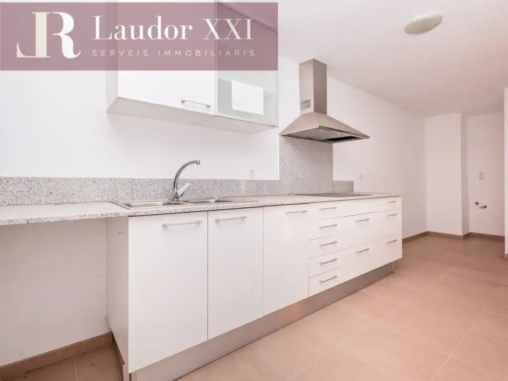 Cocina de Casa adosada en venta en Sant Quirze del Vallès