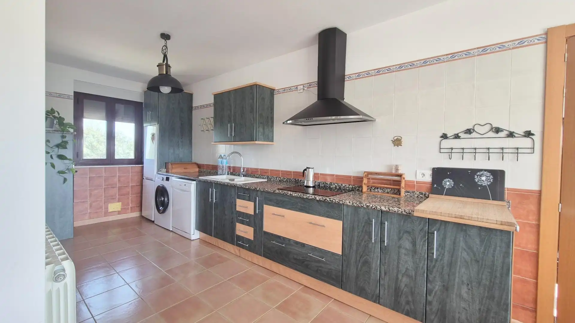 Cocina de Casa o chalet en venta en Cipérez con Piscina