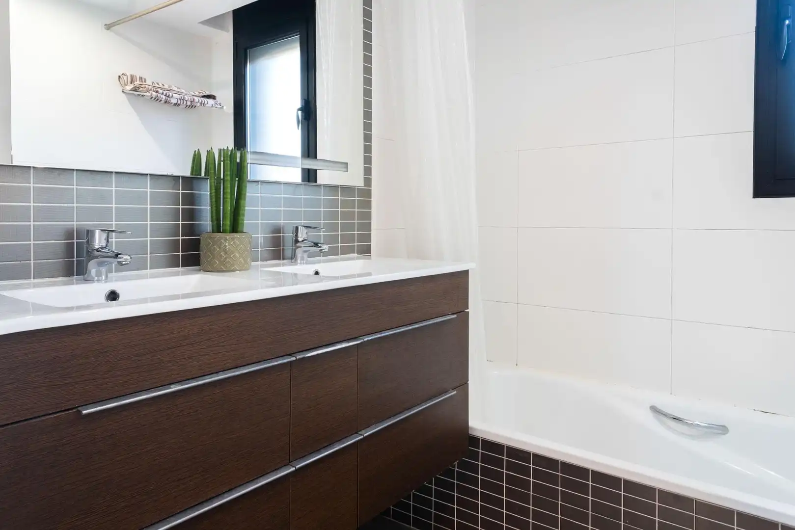 Baño de Casa o chalet en venta en Sant Vicenç de Montalt con Aire acondicionado, Jardín privado y Terraza