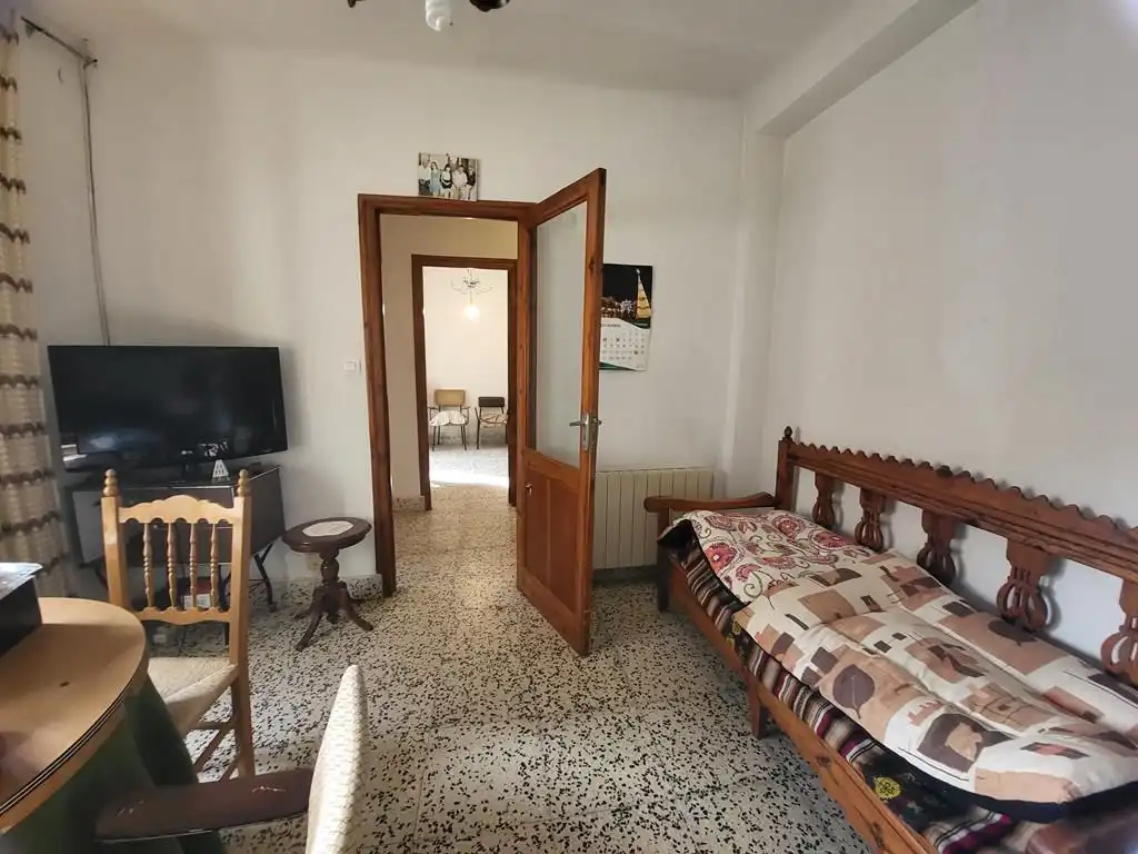 Sala d'estar de Casa o xalet en venda en Casas de Haro amb Aire condicionat, Calefacció i Moblat