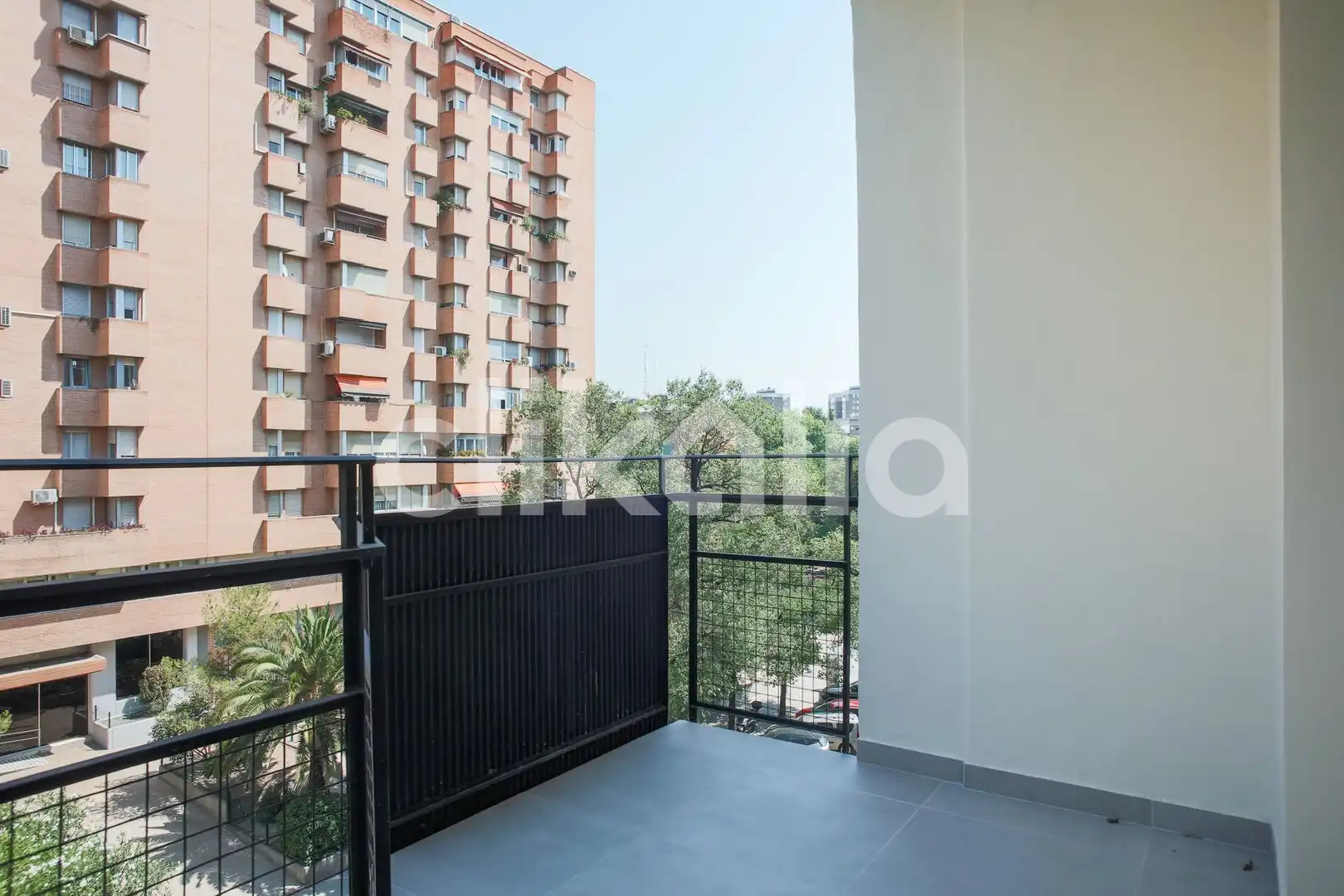 Terraza de Piso en venta en Madrid con Aire acondicionado, Calefacción y Jardín privado