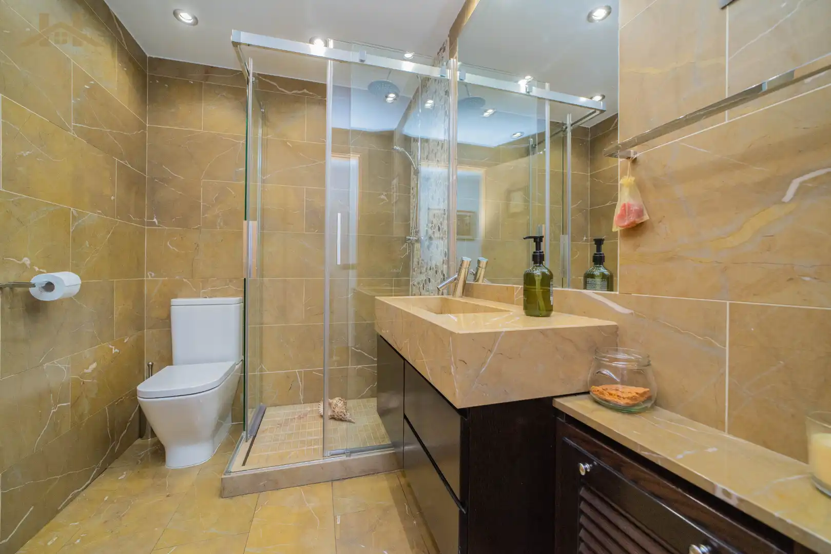 Baño de Piso en venta en Madrid con Aire acondicionado, Calefacción y Parquet
