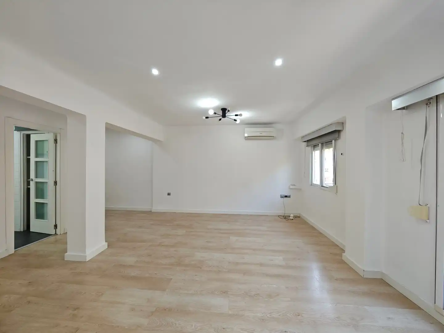 Piso en venta en Manises con Aire acondicionado, Horno y Balcón
