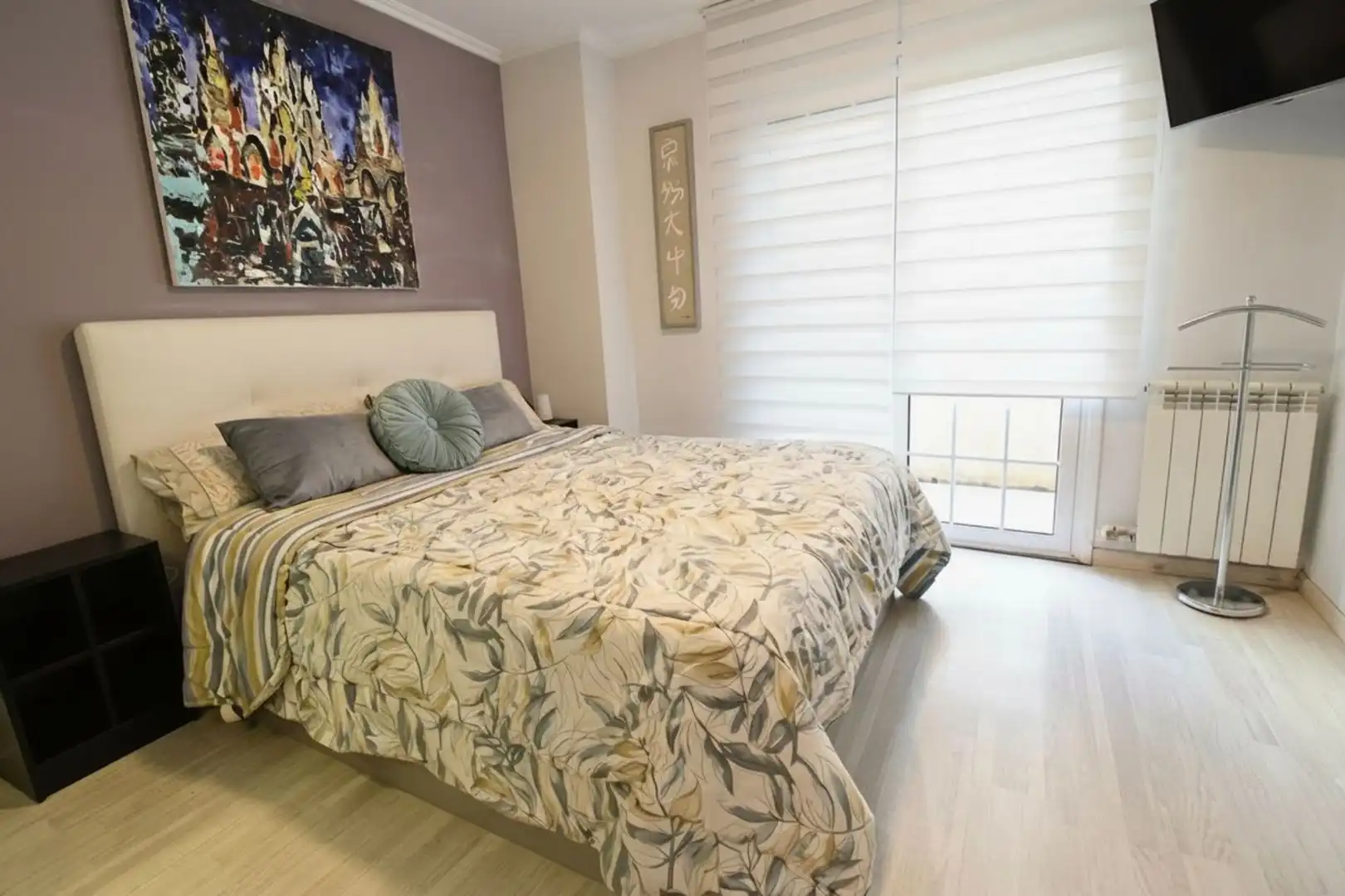 Dormitori de Casa adosada en venda en Barcelona amb Aire condicionat, Calefacció i Parquet