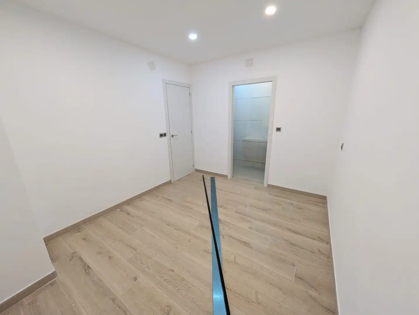 Piso en venta en Badalona con Parquet y Horno