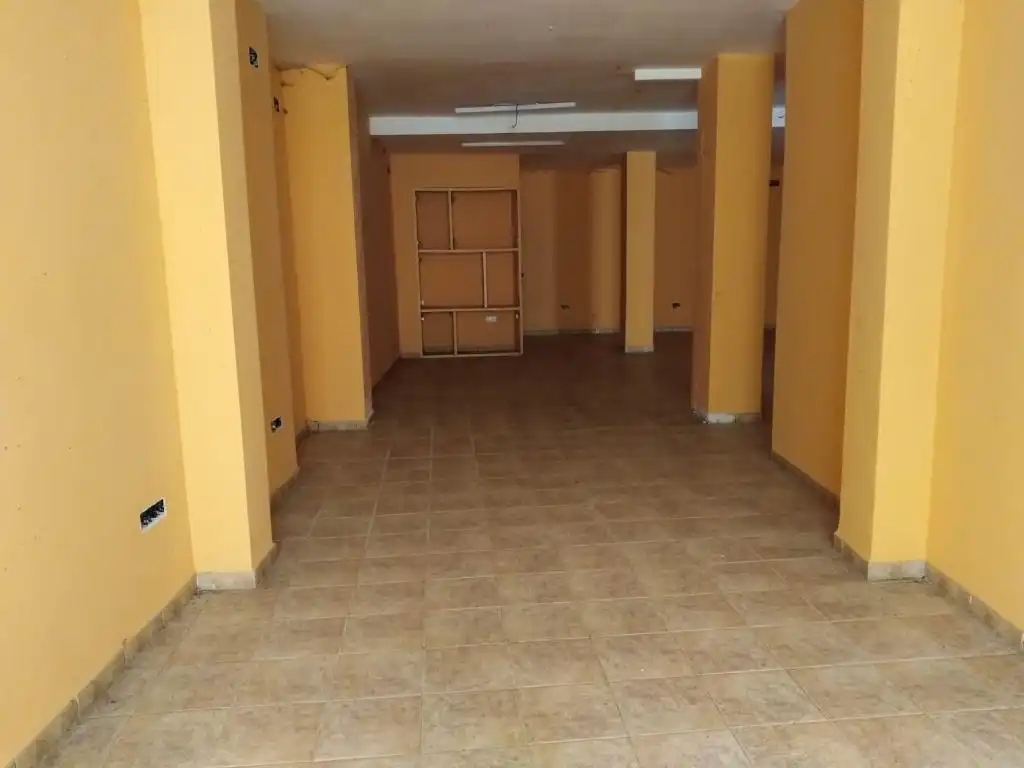 Local en venta en El Viso del Alcor con Alarma