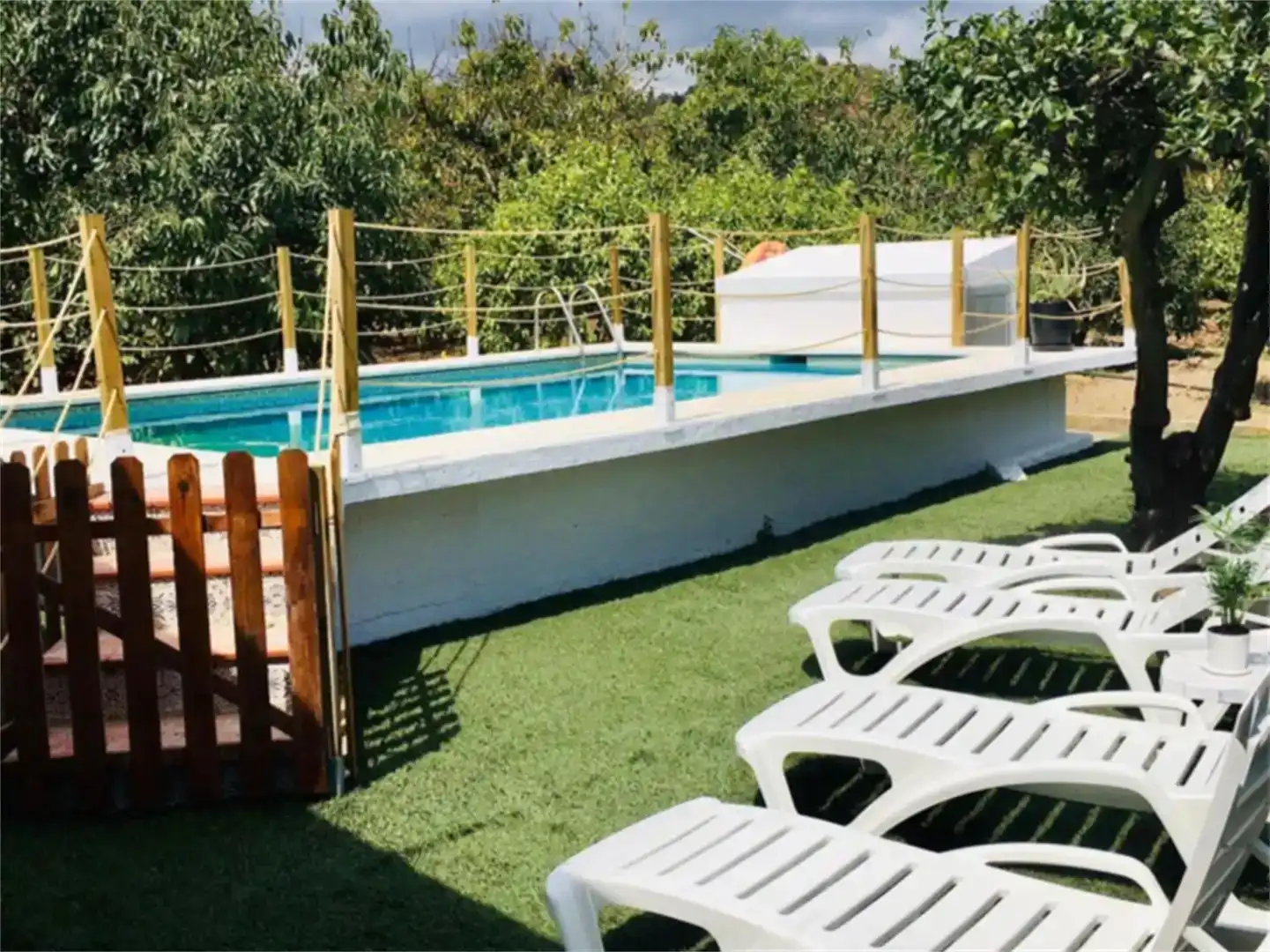 Piscina de Finca rústica en venda en Estepona amb Aire condicionat