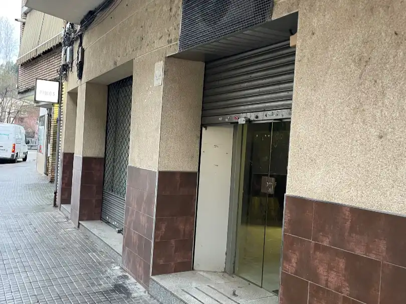 Local comercial en venta en Avinguda de l'Onze de Setembre 5