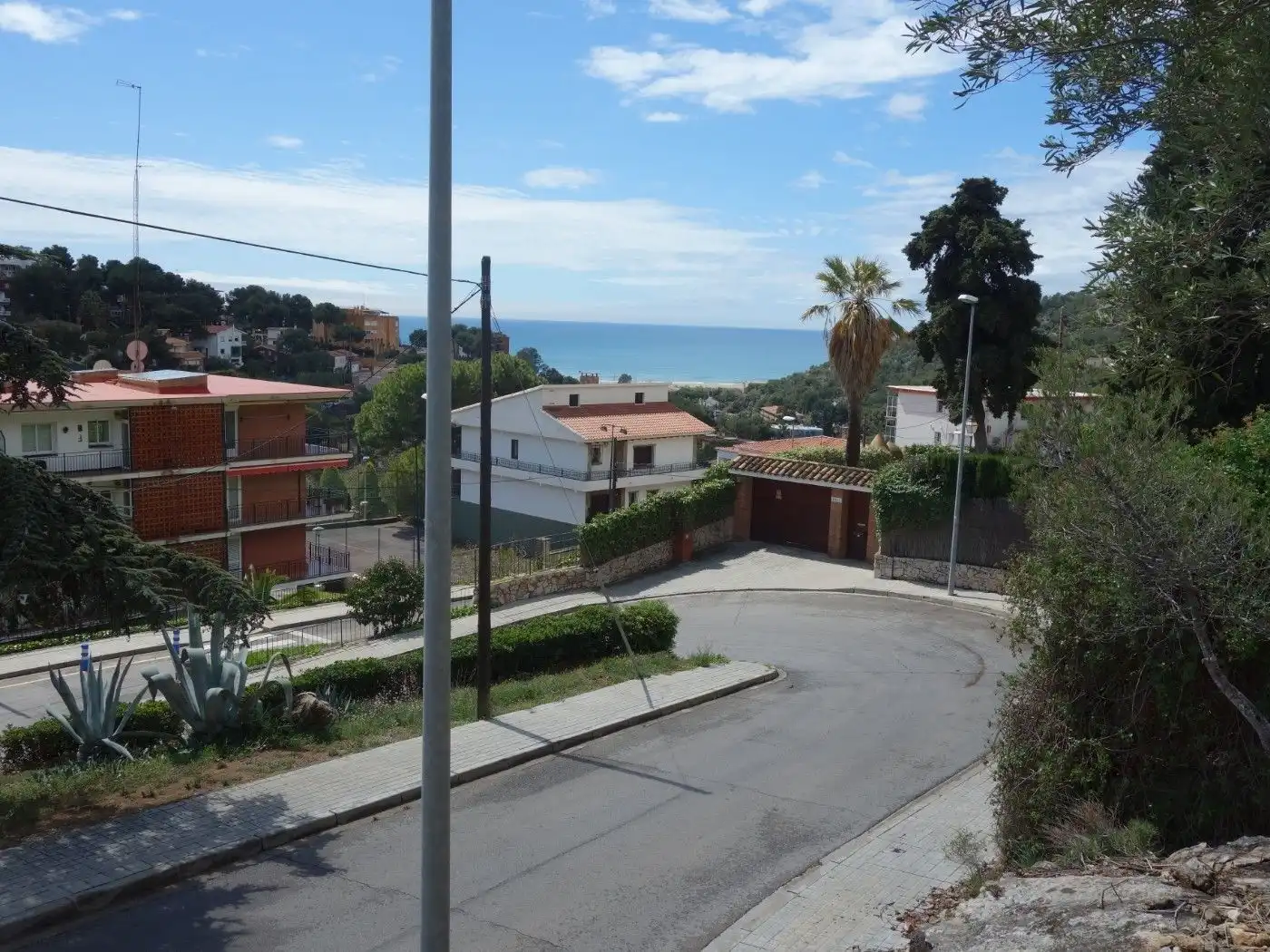 Vista exterior de Terreny industrial en venda en Castelldefels