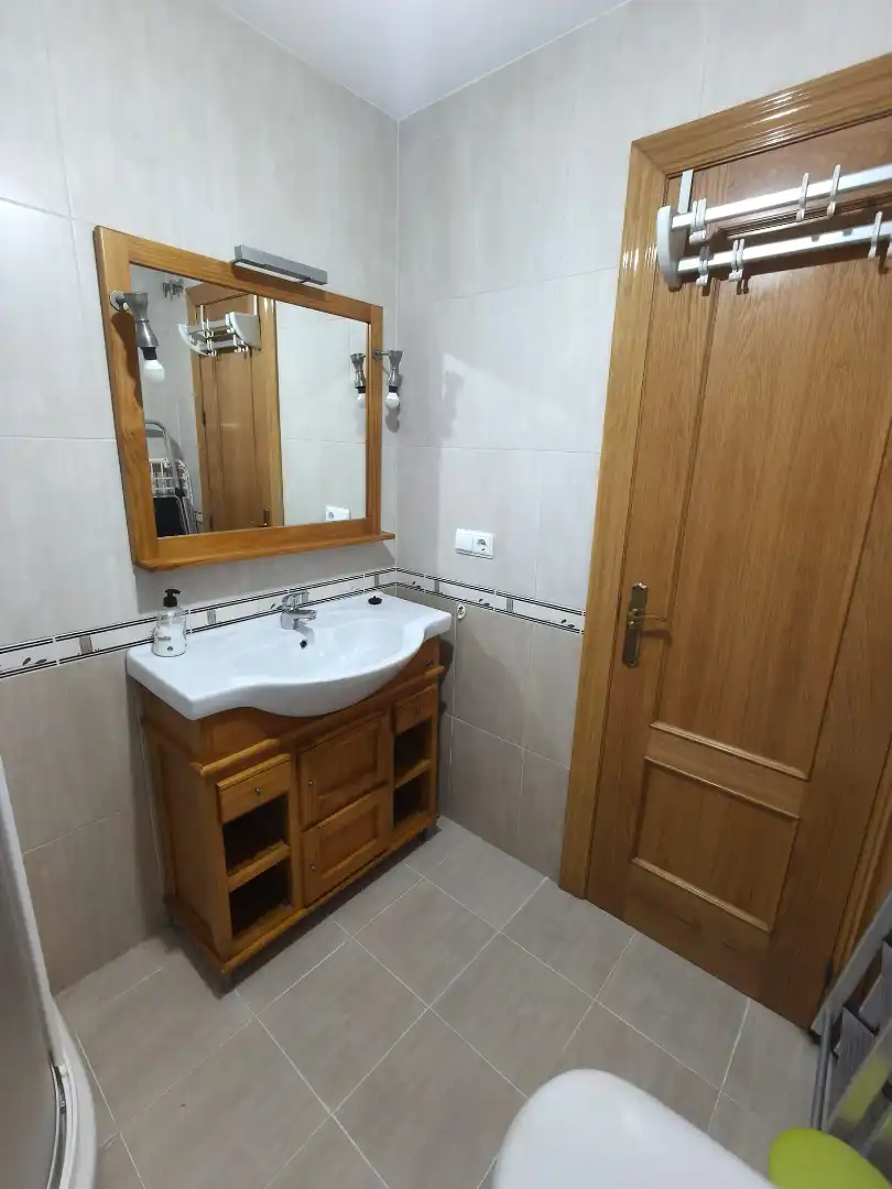 Bathroom of Flat for rent in Armilla  with Air Conditioner, Furnished and Oven