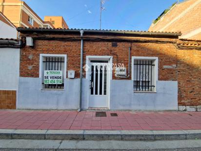 Vista exterior de Casa o xalet en venda en Valladolid Capital