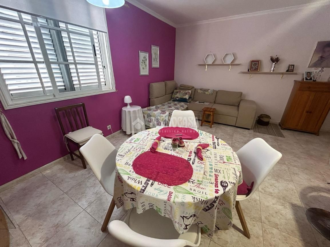 Living room of Flat for sale in Las Palmas de Gran Canaria  with Air Conditioner, Terrace and Furnished