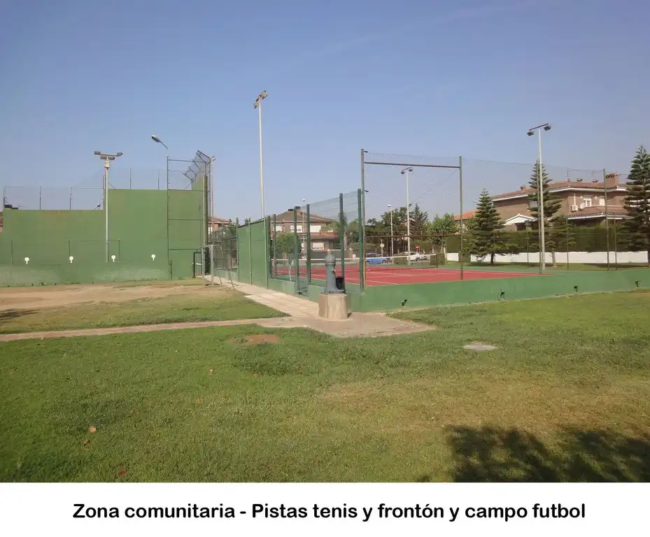 Garden of Detached homes for sale in Cambrils  with Air Conditioner, Heating and Private garden
