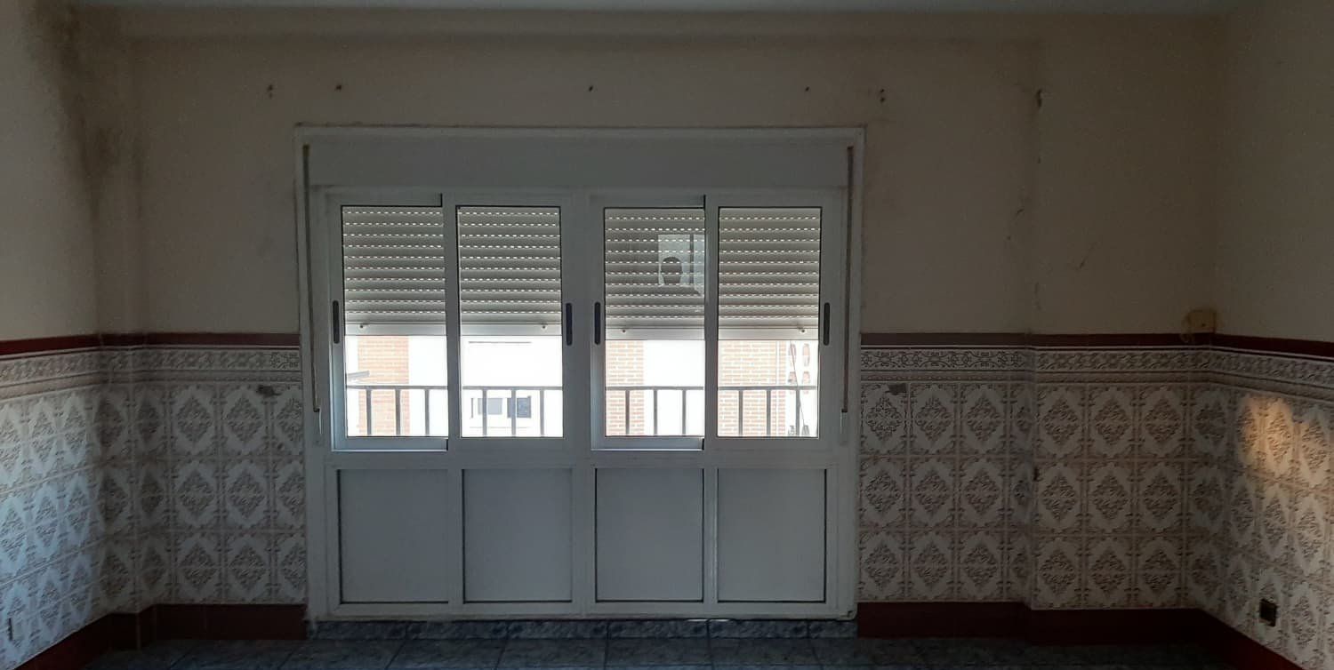 Flat for sale in Canals