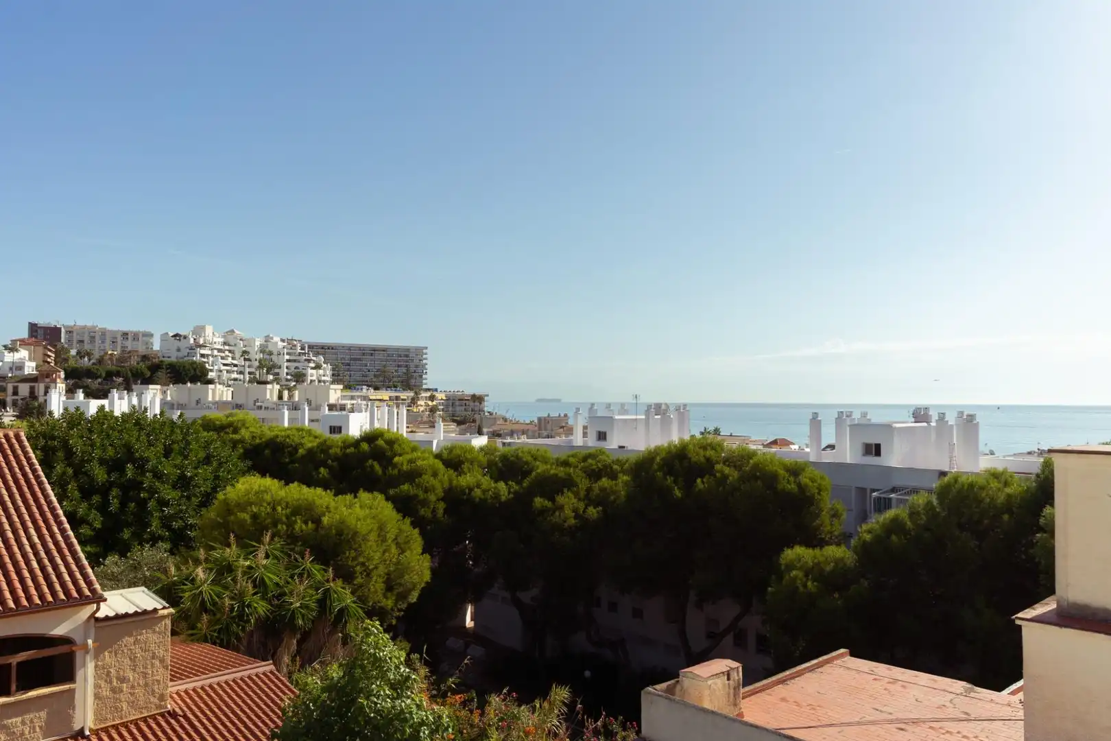 Apartamento con piscina en venta en La Carihuela - Los Nidos, imagen 19