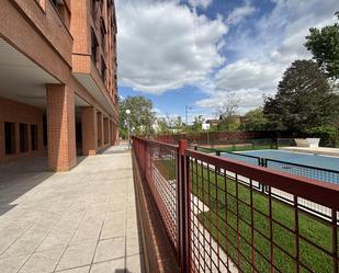 Vista exterior de Pis de lloguer en Tres Cantos amb Calefacció, Parquet i Sauna