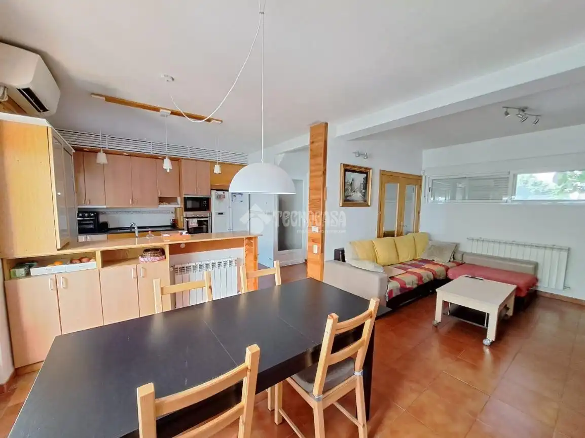 Casa adosada en venta en Parla con Aire acondicionado, Calefacción y Balcón