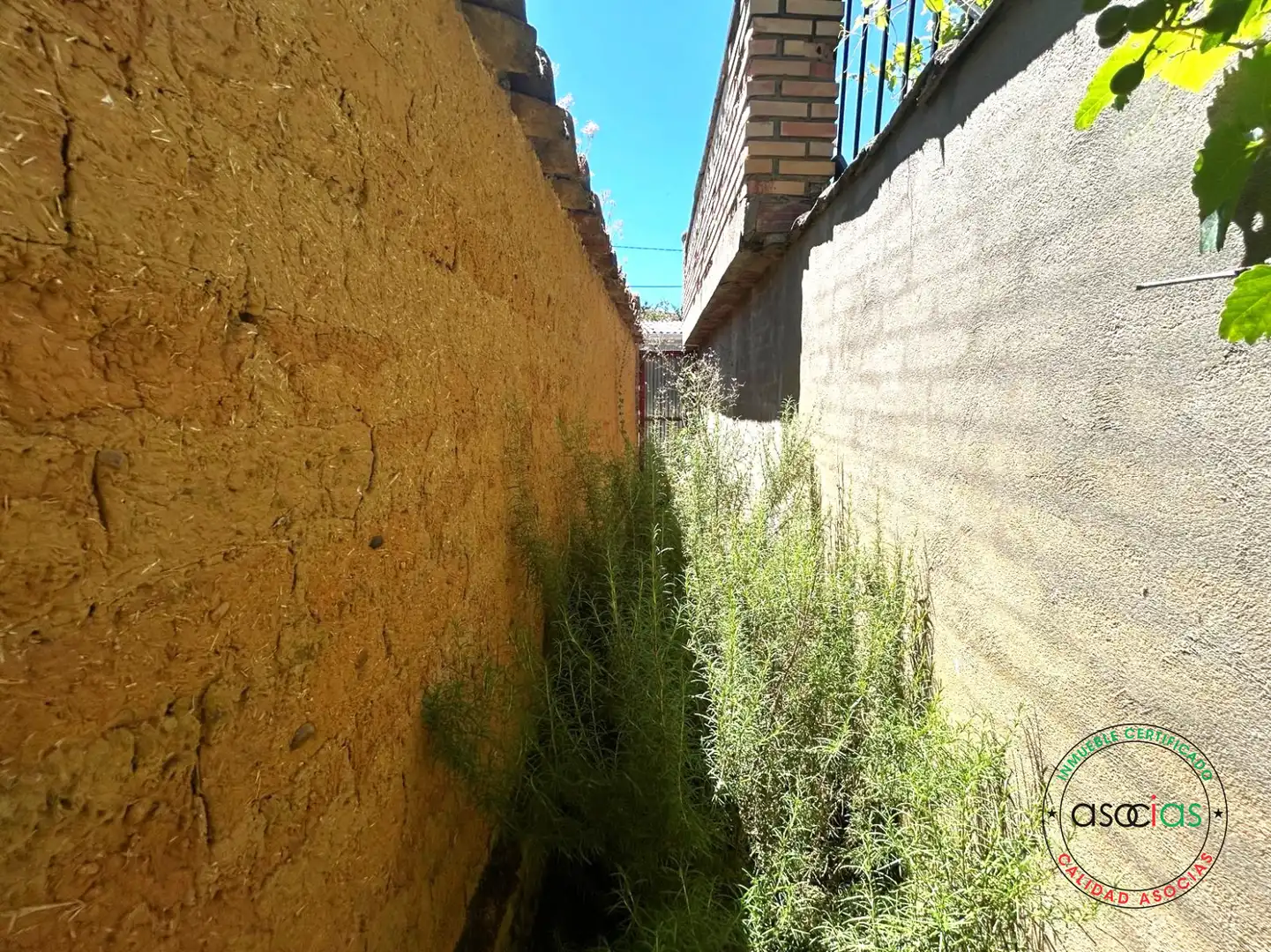 Casa o xalet en venda en Villazanzo de Valderaduey amb Jardí privat, Terrassa i Moblat