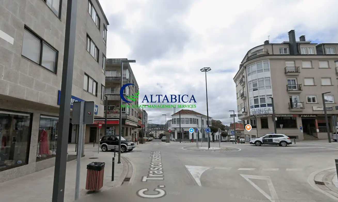 Local commercial à vendre à Sergio Iglesias Pazos