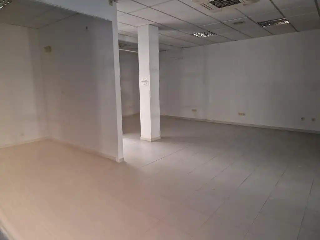 Business premises to rent in Boiro, imagen 9
