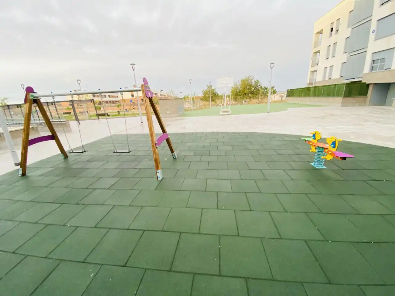 Terraza de Piso en venta en Alovera con Calefacción, Trastero y Piscina