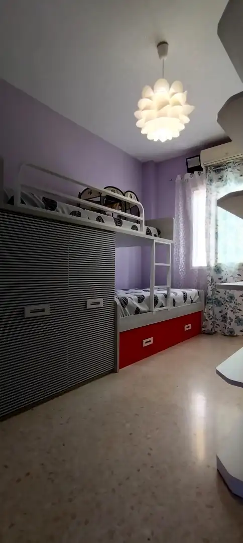 Habitación de Piso en venta en Sevilla con Terraza, Horno y Lavadora