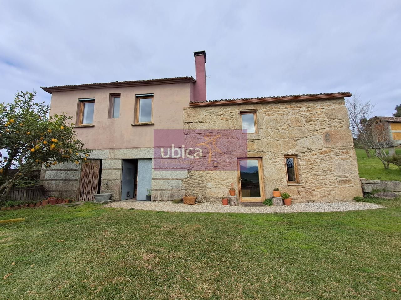 Vista exterior de Casa o chalet en venta en Tui con Calefacción, Jardín privado y Trastero