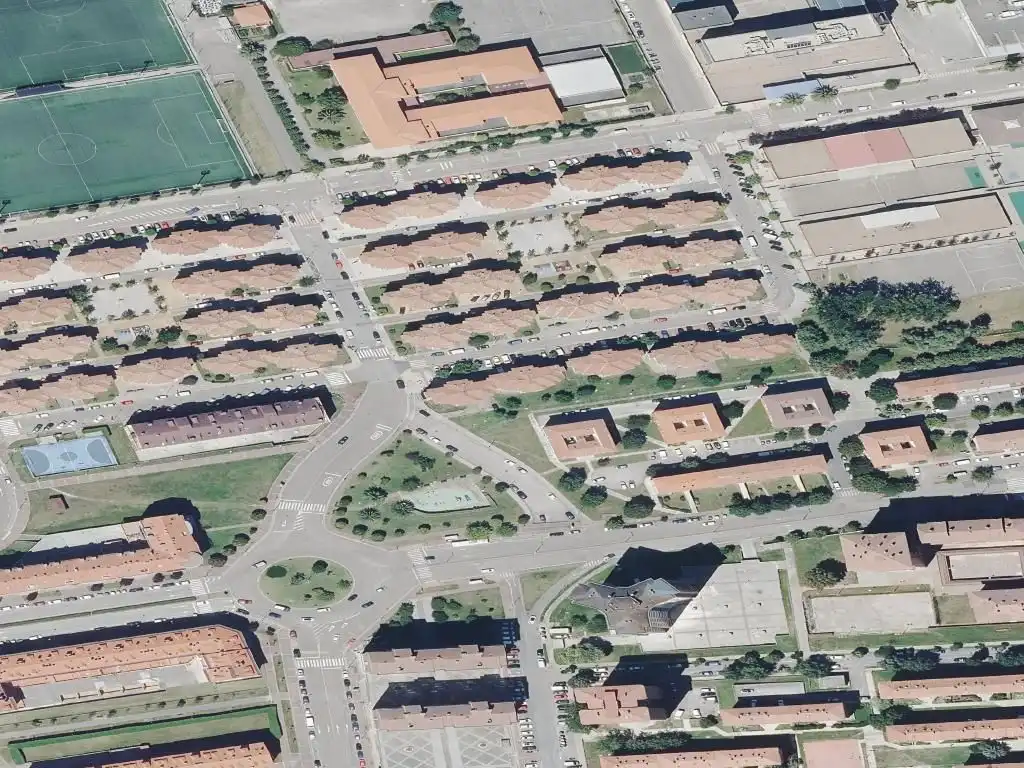 Flat for sale in Deporte 9, imagen 2
