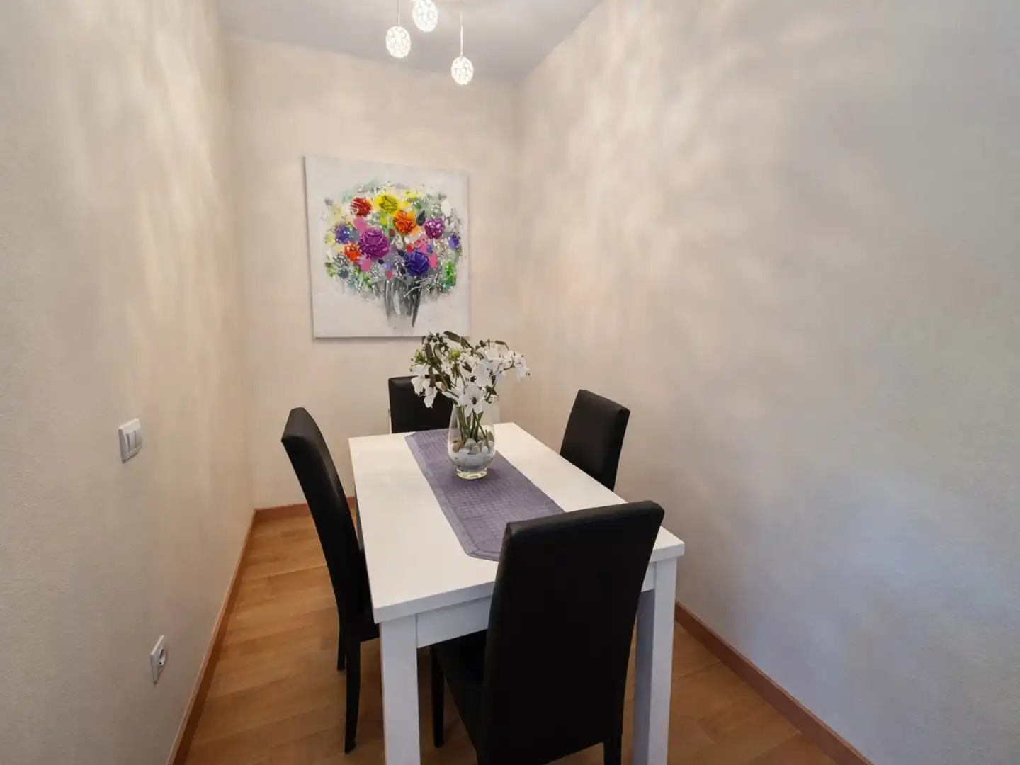Comedor de Piso en venta en Sabadell con Calefacción, Parquet y Amueblado