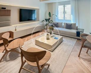 Sala d'estar de Pis de lloguer en  Madrid Capital amb Aire condicionat, Calefacció i Terrassa