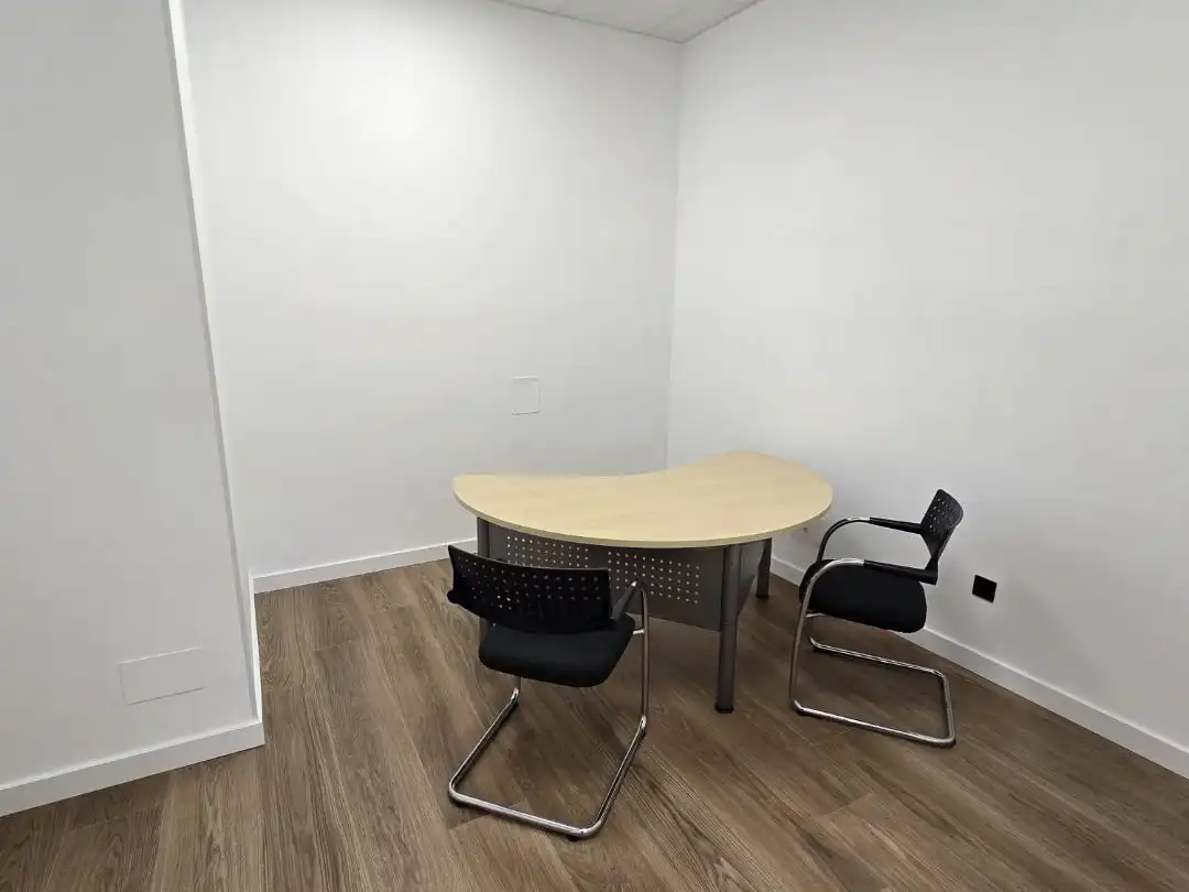 Office for rent in Almería