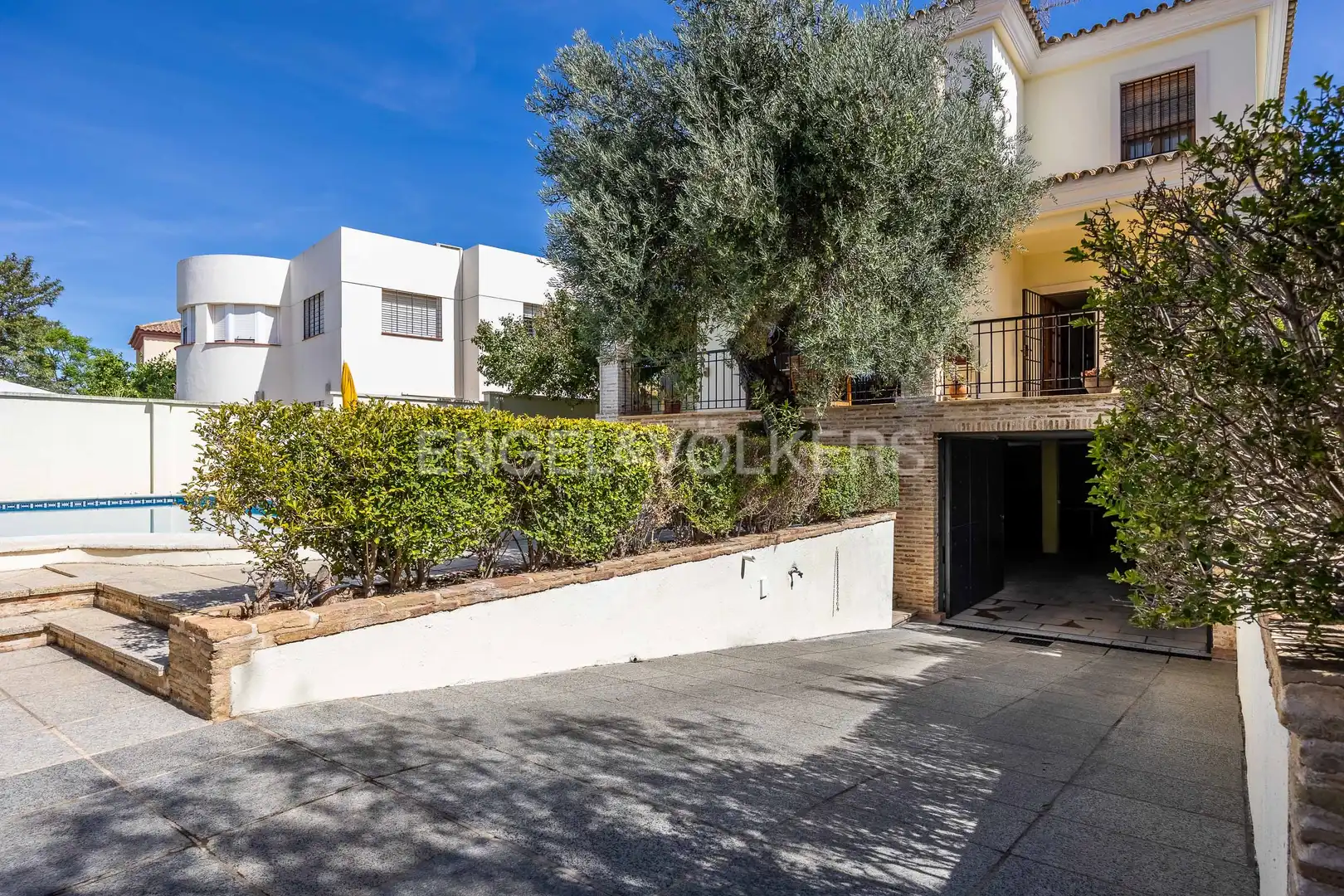 House with terrace for sale in Sanlúcar la Mayor, imagen 49
