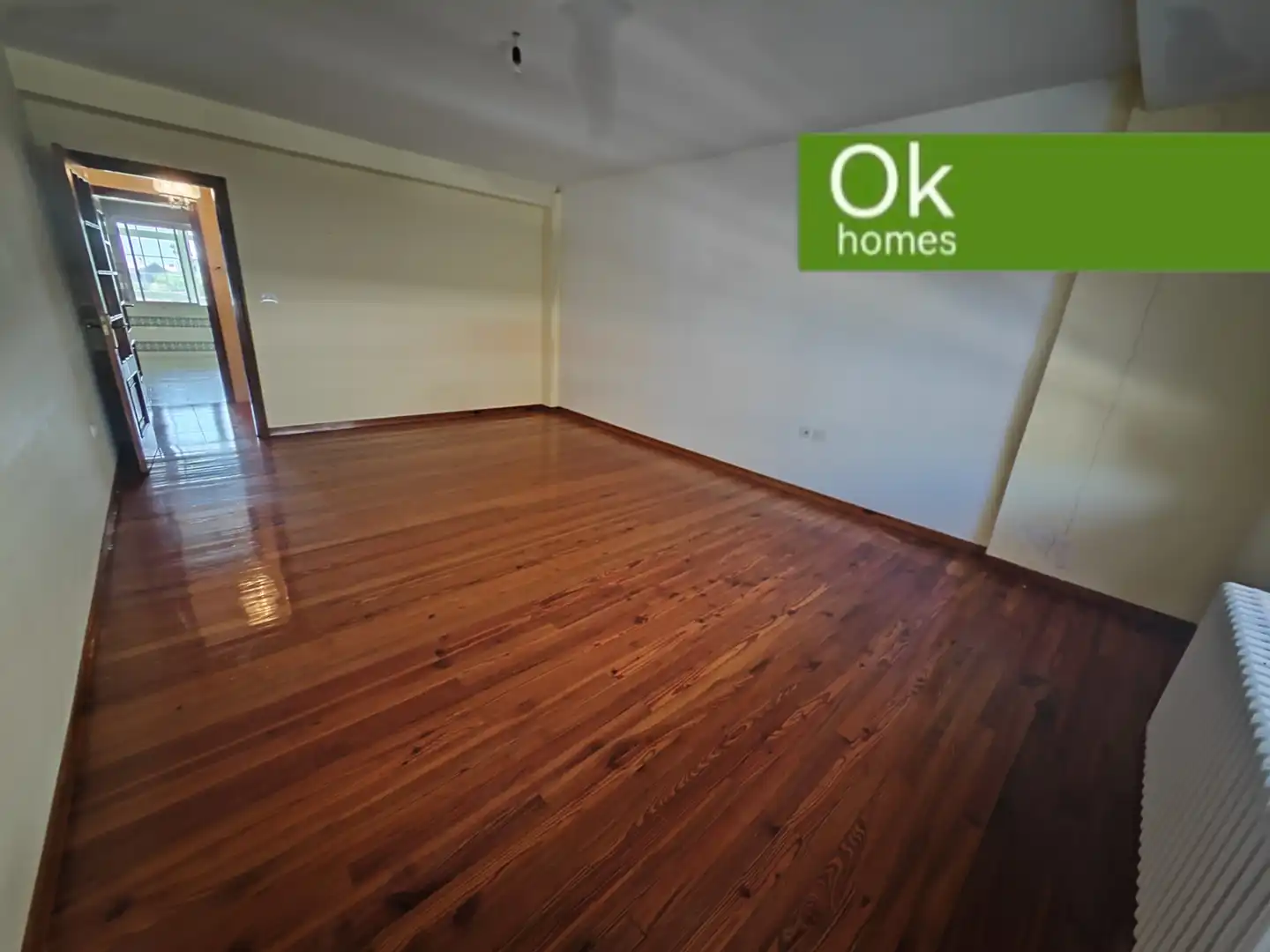Casa adosada en venda en Arzúa amb Jardí privat, Parquet i Terrassa