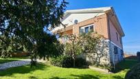 Vista exterior de Casa o xalet en venda en Polanco amb Calefacció, Jardí privat i Terrassa