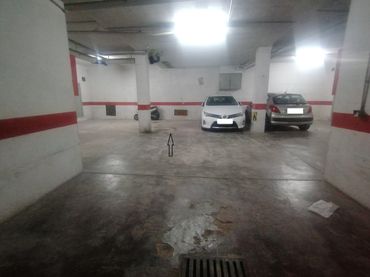 Einzelparkplatz mit Aufzug zur Miete in Calle Deportista Manuel Suárez 11