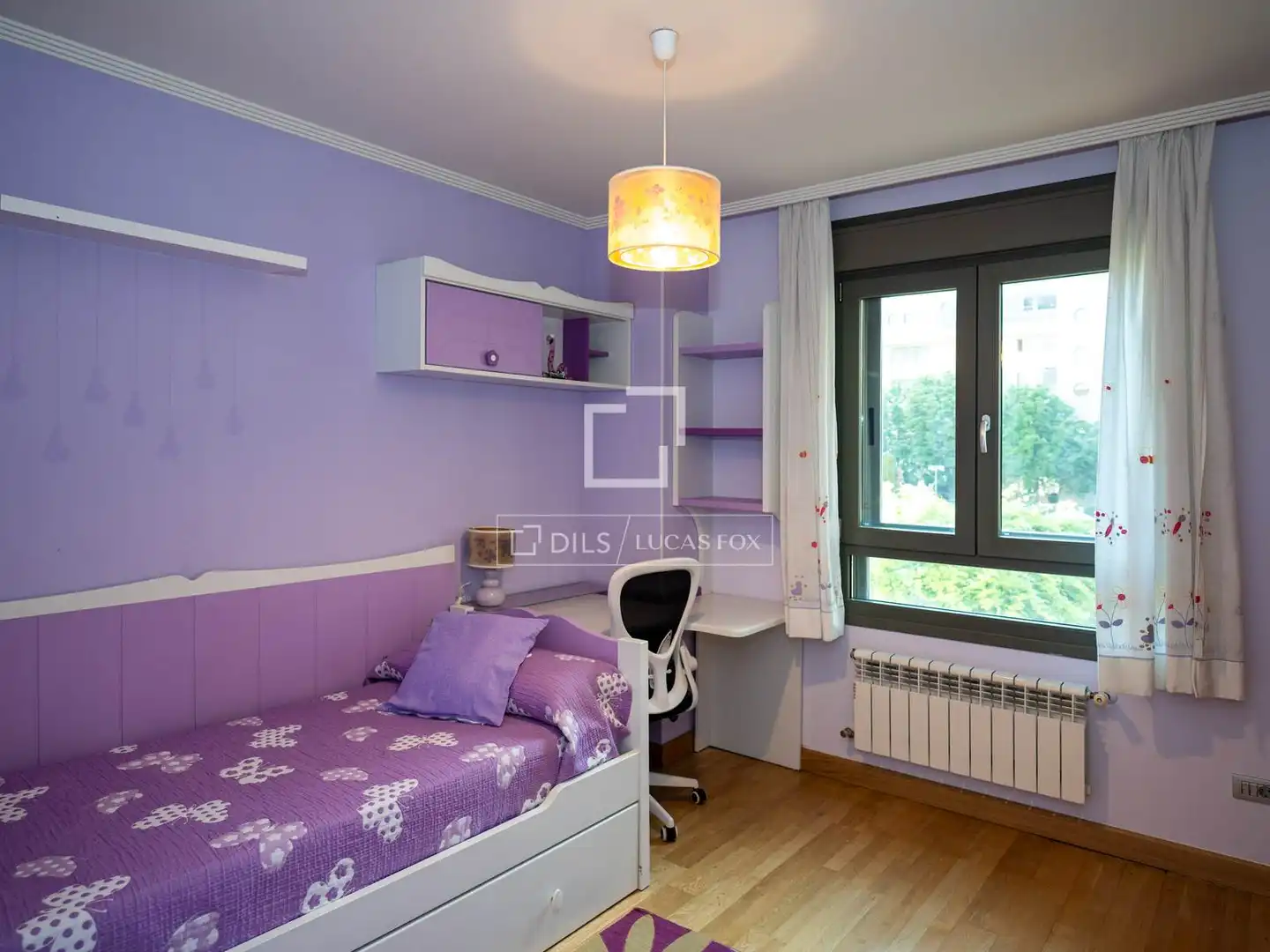 Bedroom of Flat for rent in Madrid  with Air Conditioner, Heating and Private garden