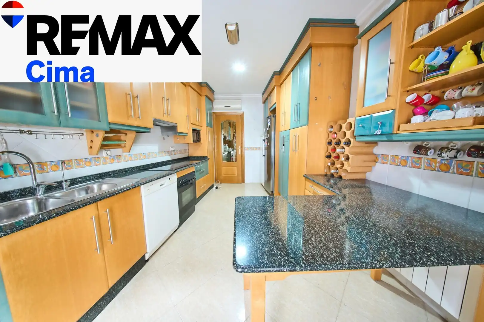 Cocina de Piso en venta en Baza, Granada