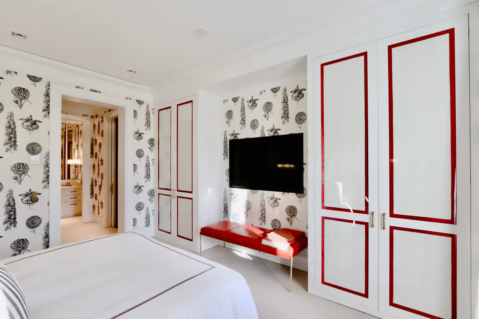 Bedroom of Flat for sale in Madrid  with Air Conditioner, Heating and Storage room