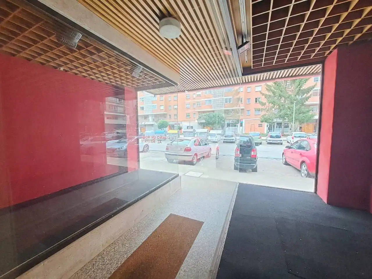 Commercial properties for sale in Burgos  with Air Conditioner