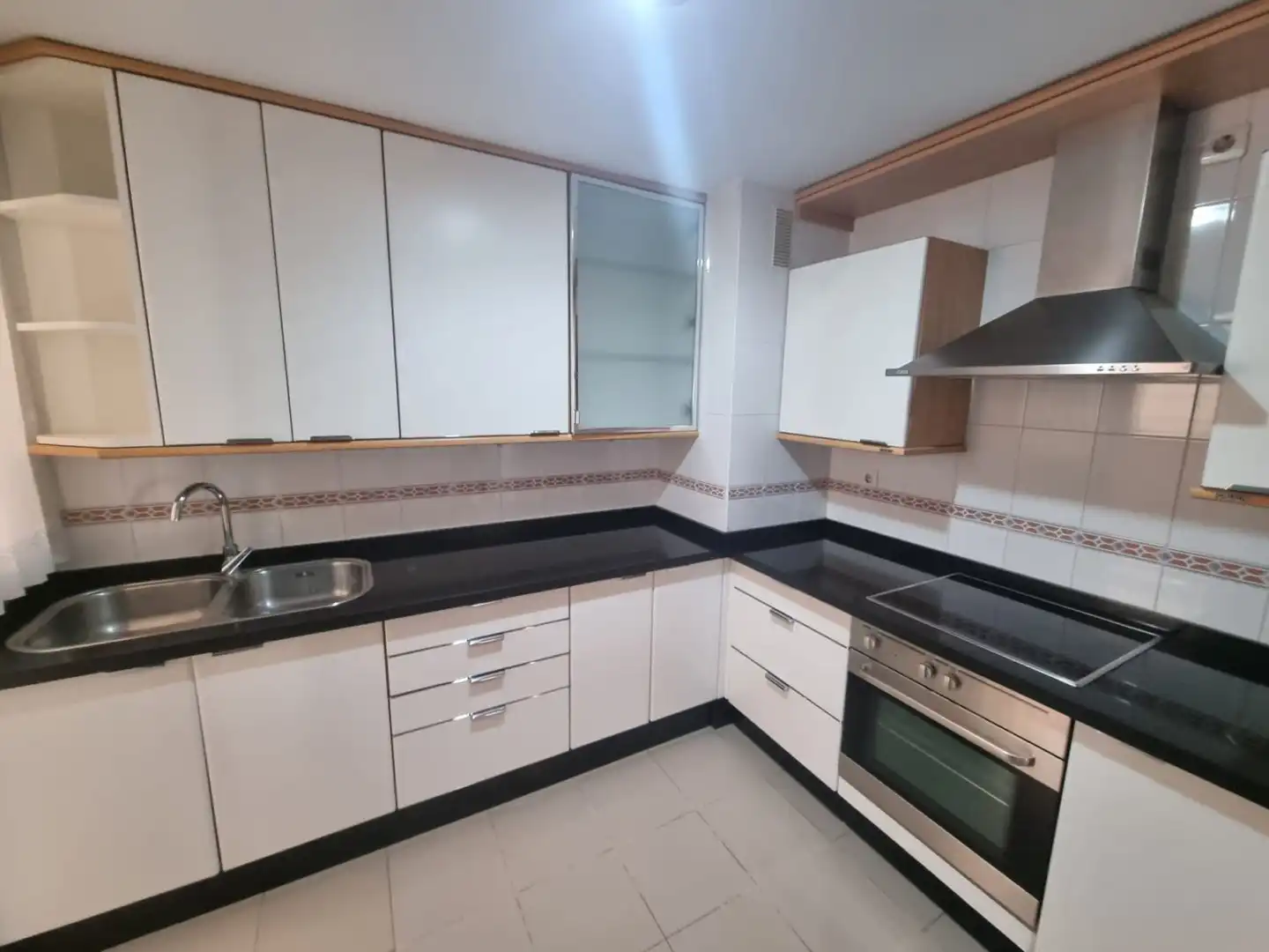 Cocina de Piso en venta en Torremolinos con Aire acondicionado y Terraza