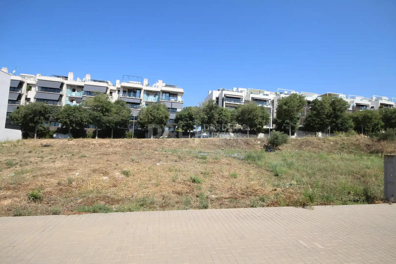 Terreny residencial en venda a Passatge del Trencapinyes