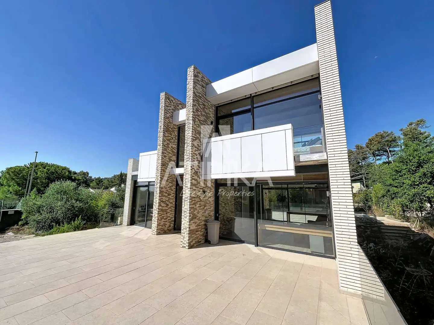 Maison avec piscine à vendre à Begues