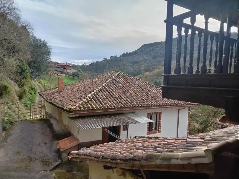 Vista exterior de Finca rústica en venta en Salas con Amueblado