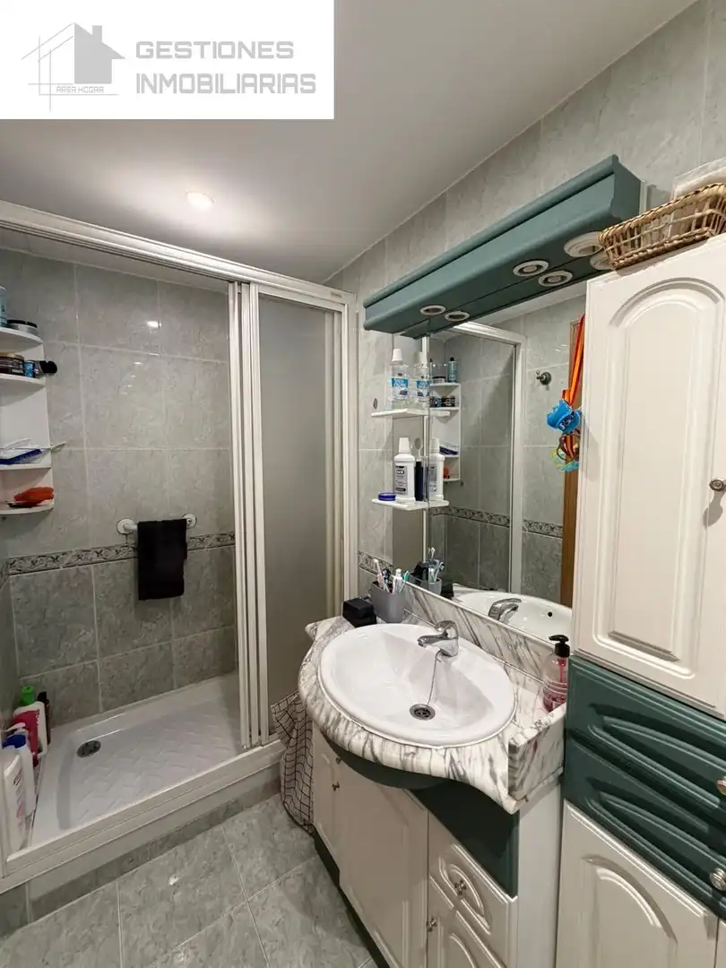 Bathroom of Flat for sale in Madrid  with Heating