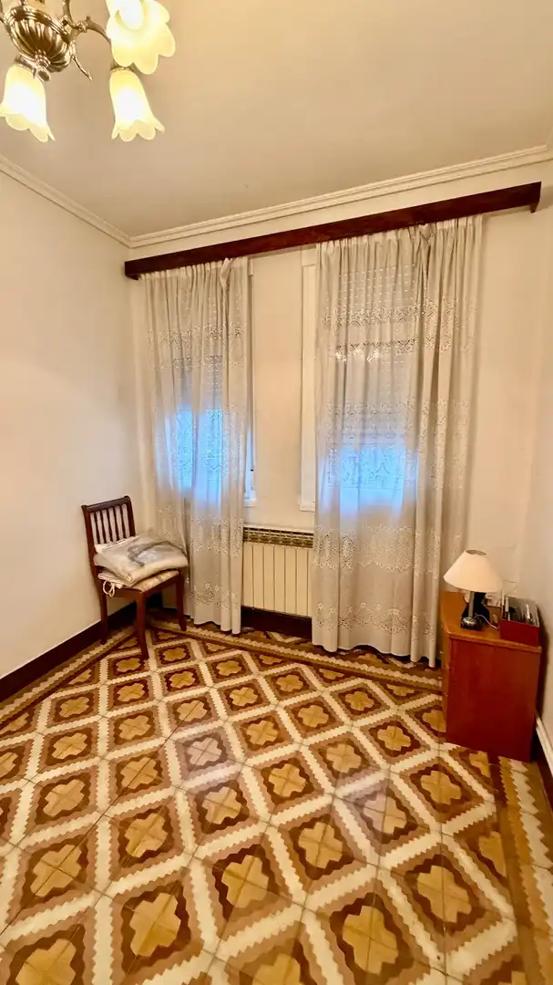 Schlafzimmer von Einfamilien-Reihenhaus zum Verkauf in Ferrol mit Heizung, Abstellraum und Alarm
