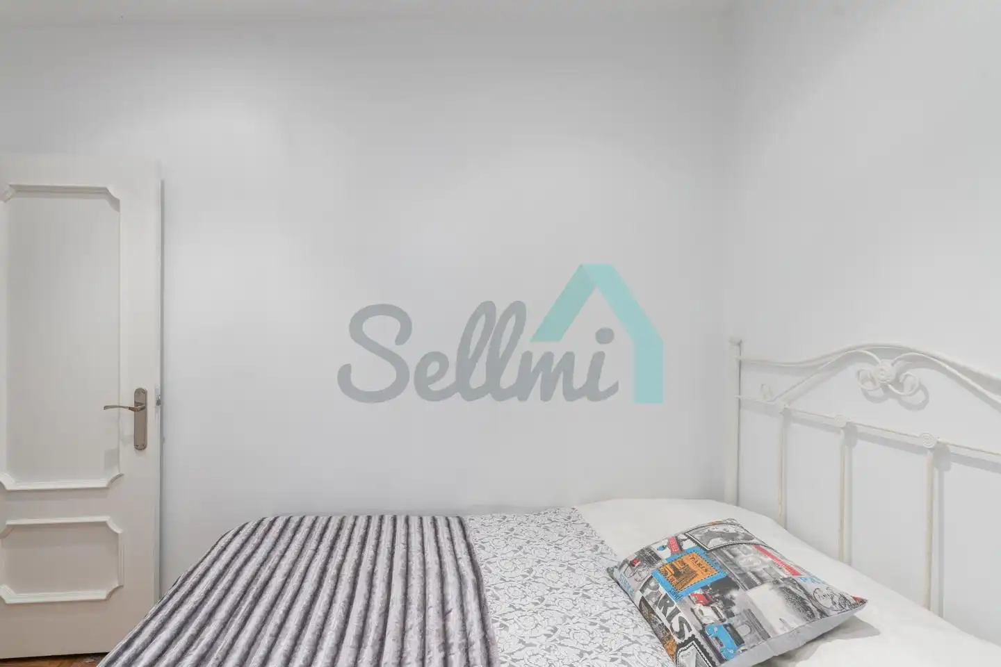 Flat for rent in Pablo Iglesias, Barrio del Centro